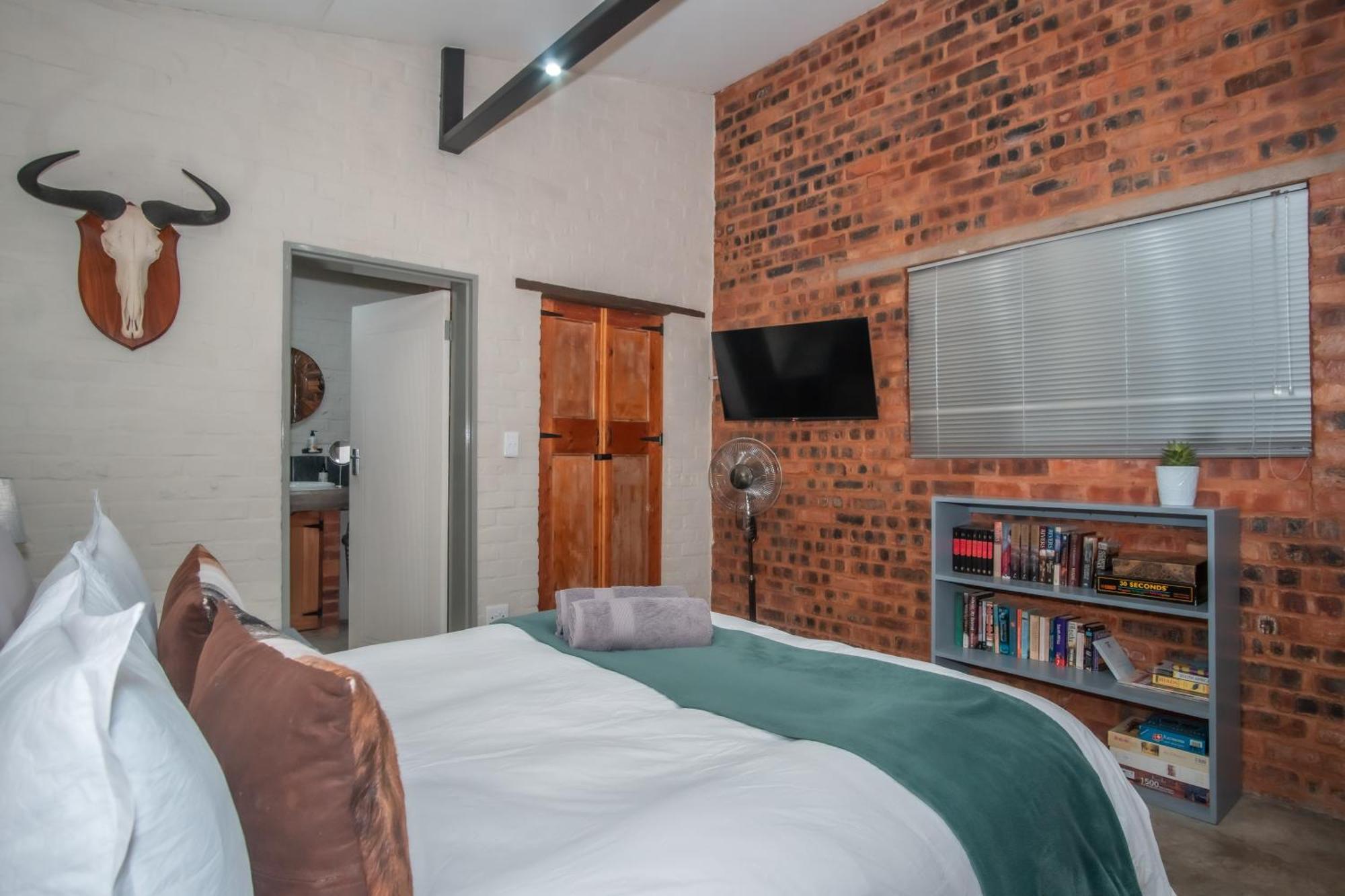 Bushbaby Cottage In Hartbeespoort Претория Экстерьер фото