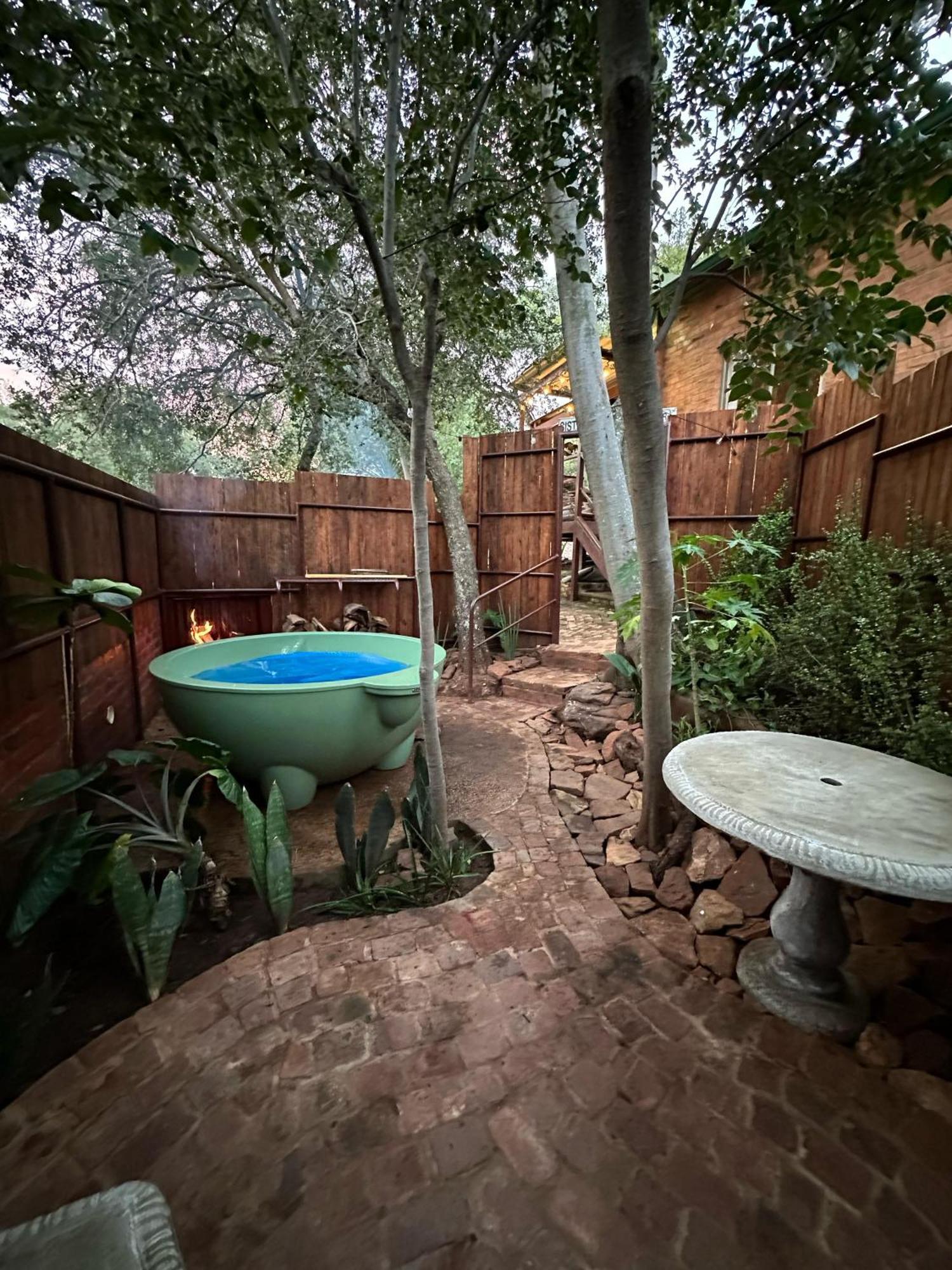 Bushbaby Cottage In Hartbeespoort Претория Экстерьер фото